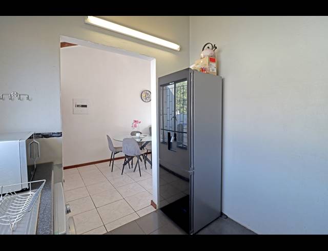 2 BEDROOM APARTMENT FOR SALE IN NORTHGATE